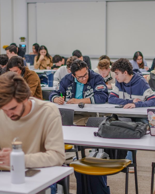 Imagen del programa, formato 16:9.